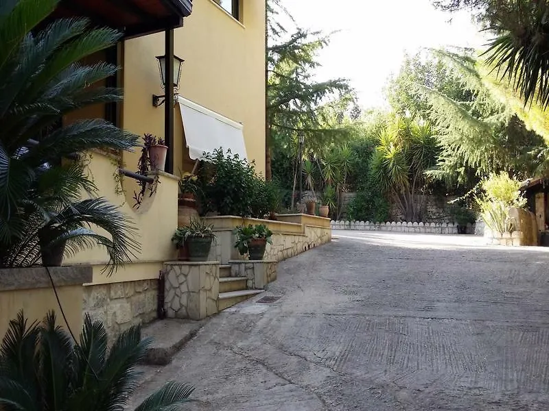 Studio In Modica, With Pool Access, Furnished Terrace And Wifi - 20 Km 0*, Modica Włochy